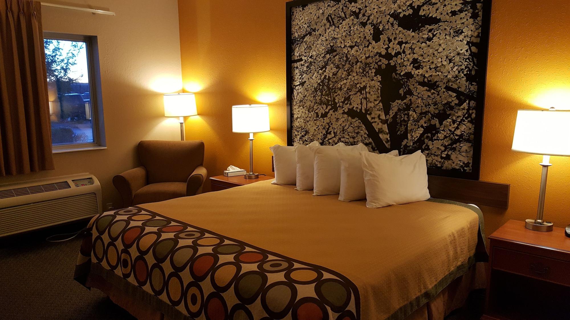 Super 8 By Wyndham Central City Zewnętrze zdjęcie